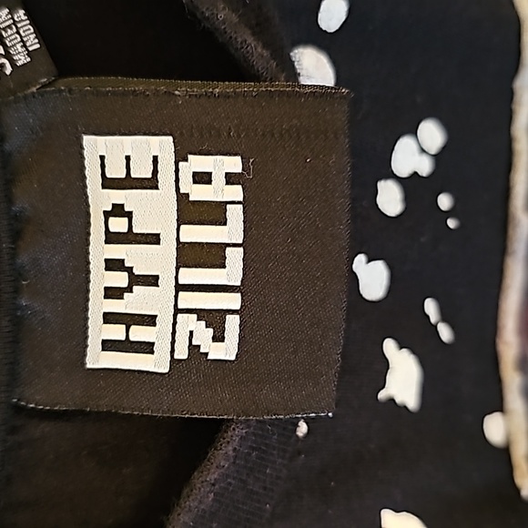 Hypezilla Tshirt - Picture 2 of 5